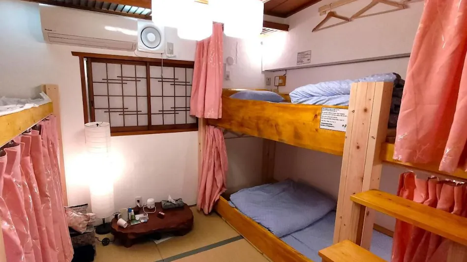Hostel Karanashi