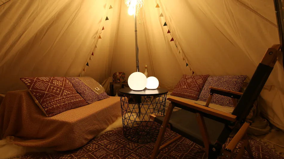 365BASE Outdoor Hostel