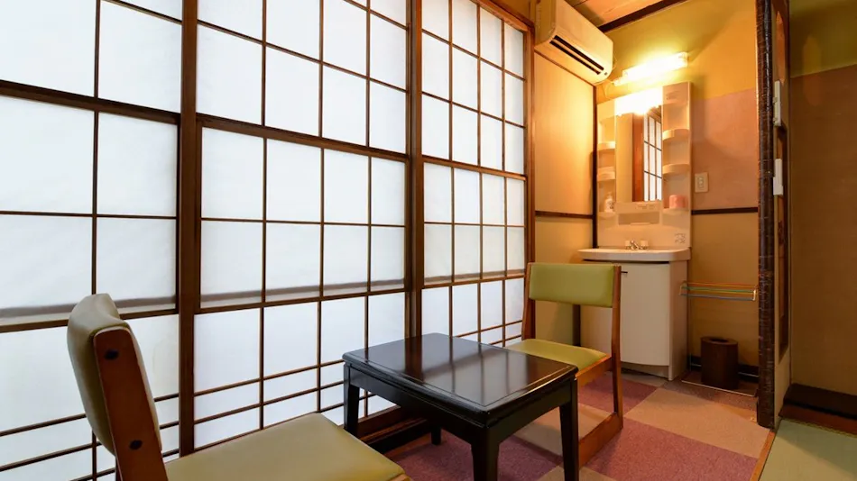 Takase Onsen Hanamichiru Yado New Manriki