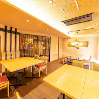 ห้องอาหารญี่ปุ่นและตะวันตก Shoka