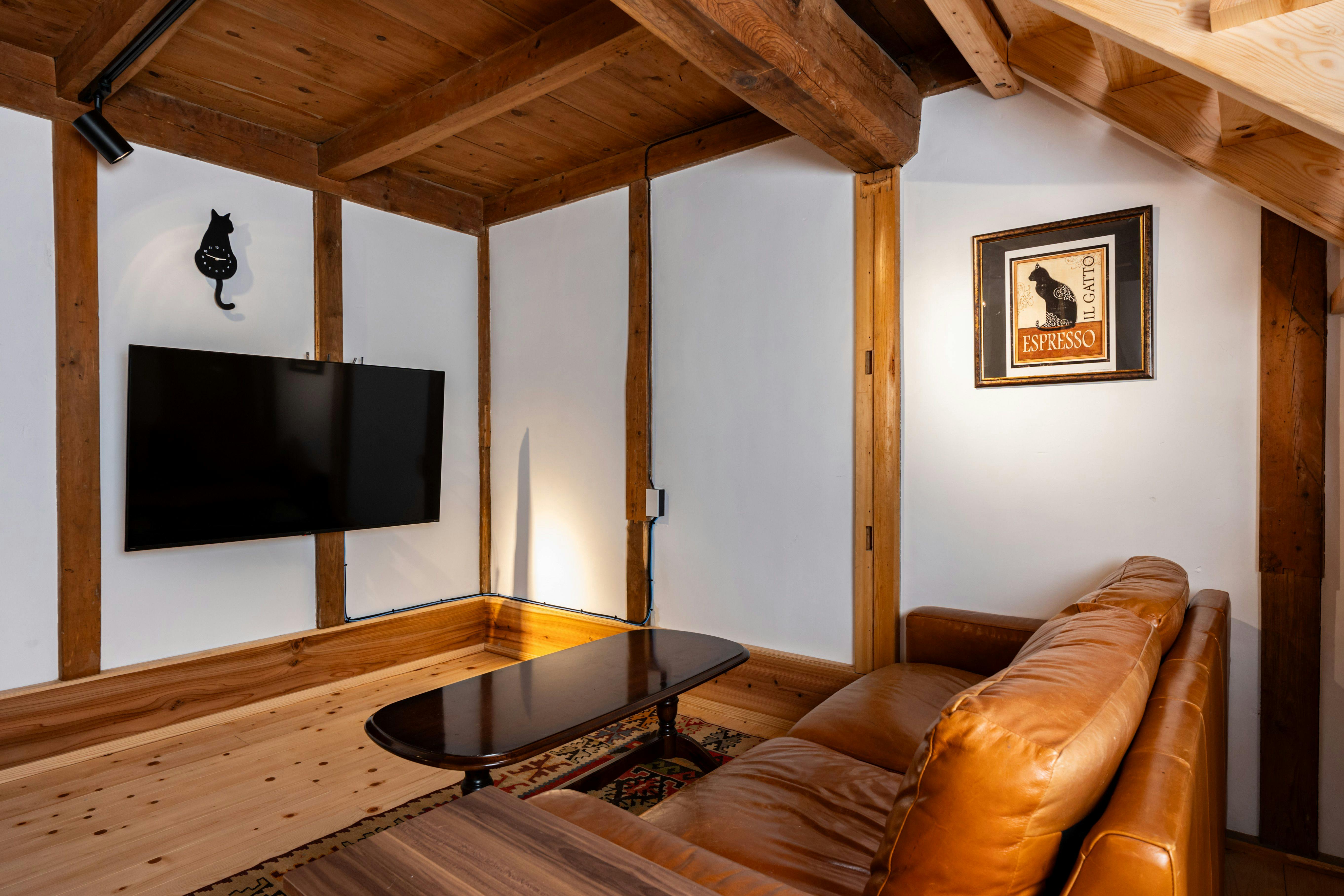 Nekogura Inn Hida