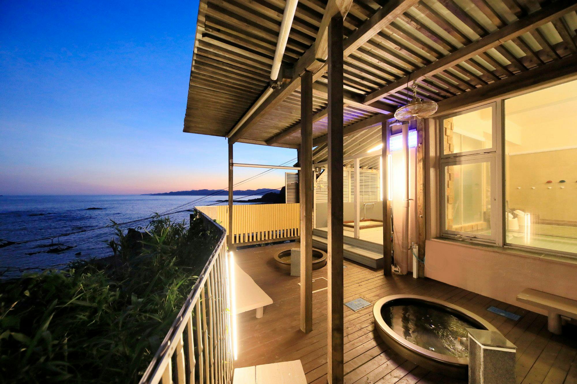 Ocean View Hiromi SPA Hotel: Inn with Hot Springs and Spectacular Views