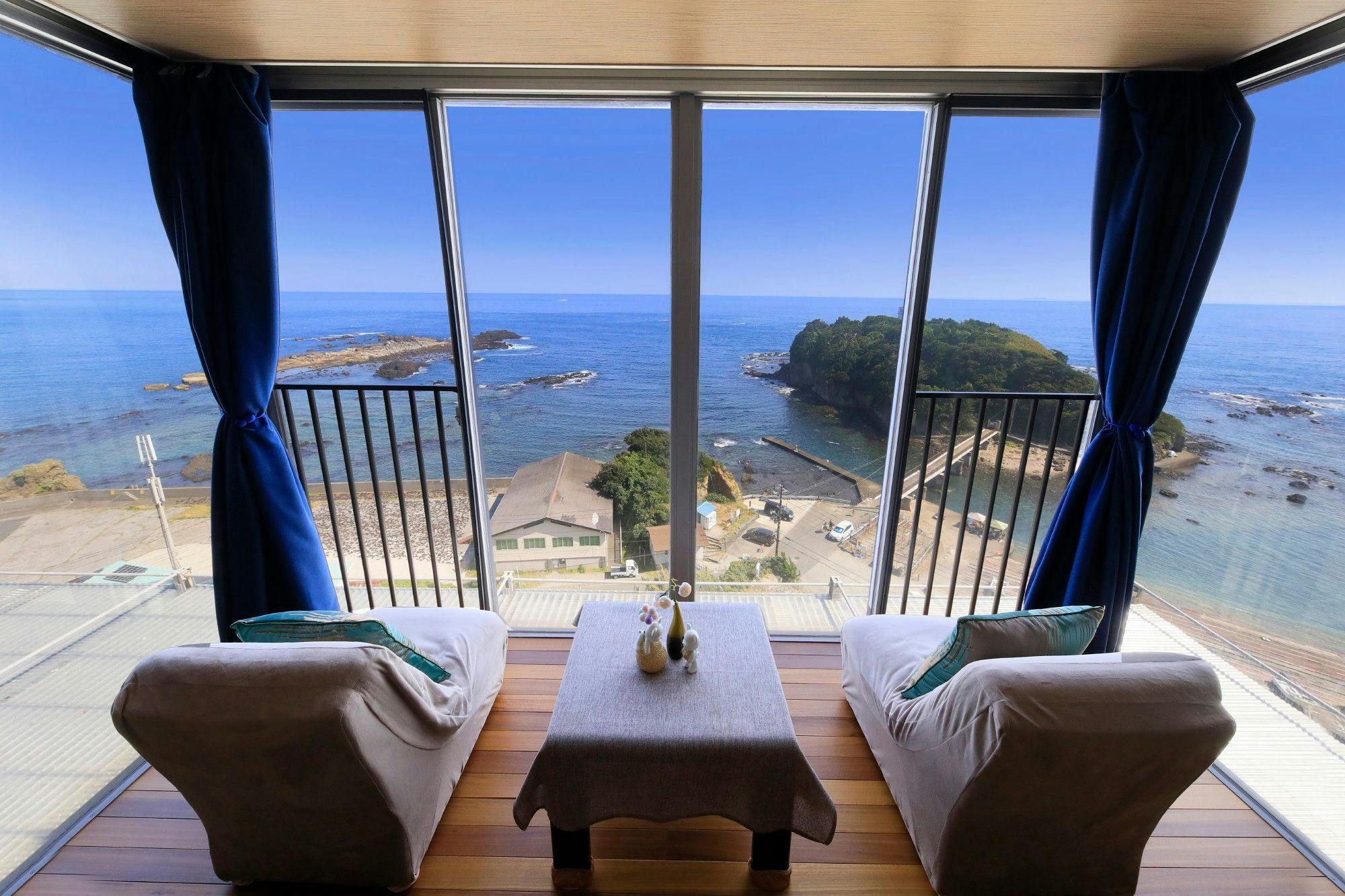 Ocean View Hiromi SPA Hotel: Inn with Hot Springs and Spectacular Views