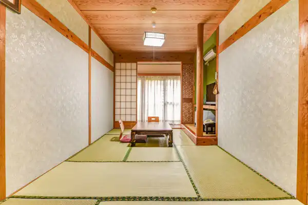 *ตัวอย่างห้องพักแบบญี่ปุ่นชั้น 1