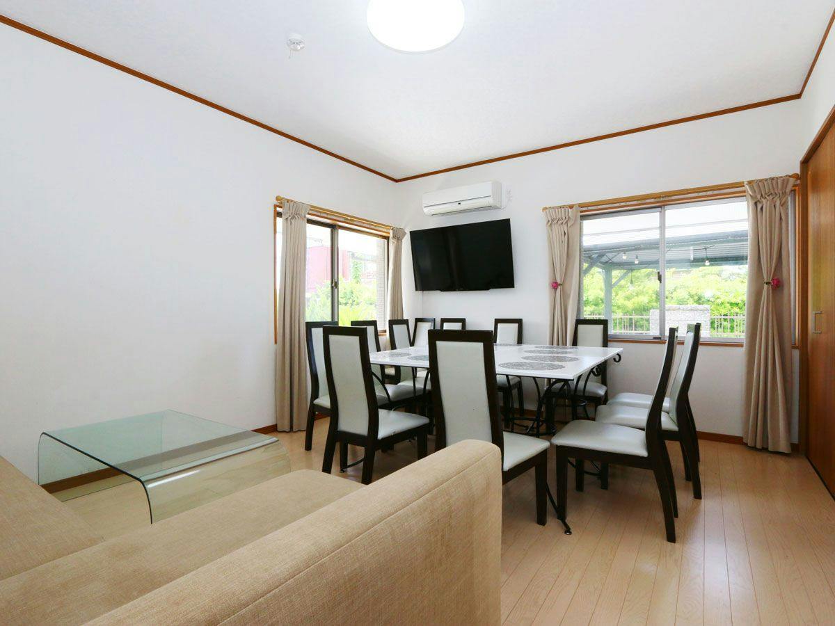 The Beach Inn SHIRAKO