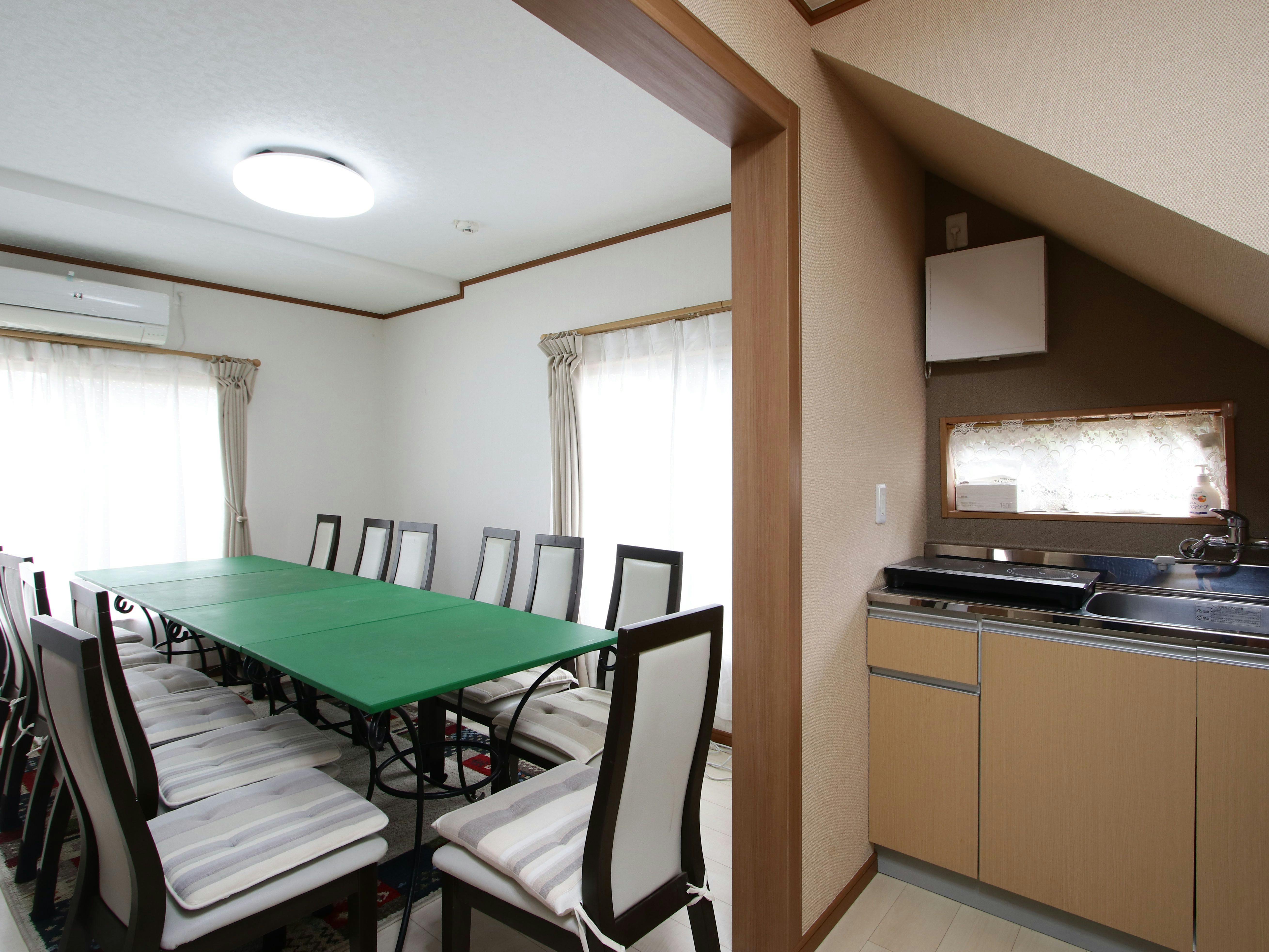 【ภายในที่พัก】ห้องรับประทานอาหาร☆สามารถรับประทานอาหารและเครื่องดื่มได้! ②