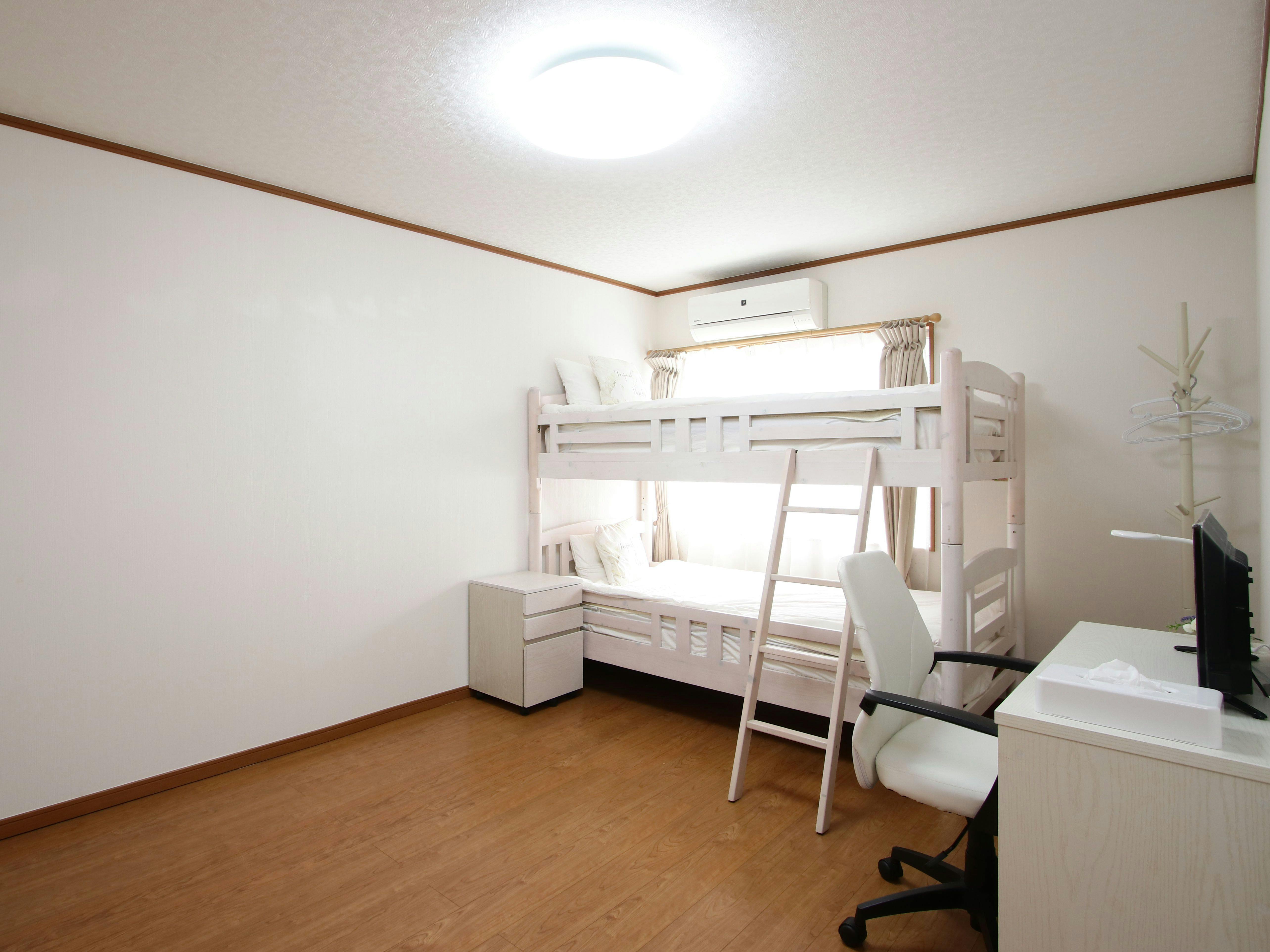 【ห้องพัก】ห้องนอนเตียงเดี่ยว ชั้น 1 ①