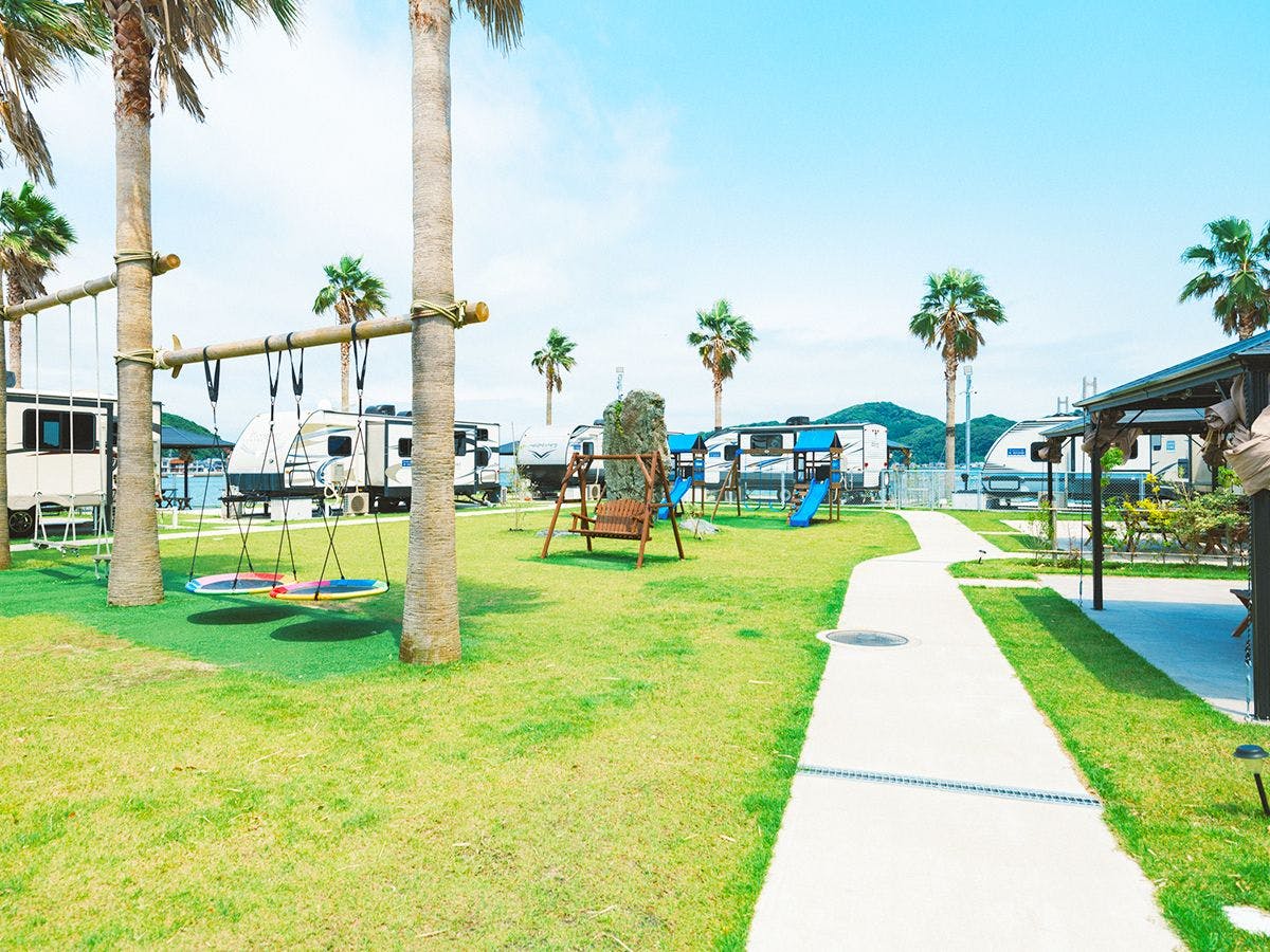 THE TRAILERHOUSE VILLAGE Yobuko SEASIDE