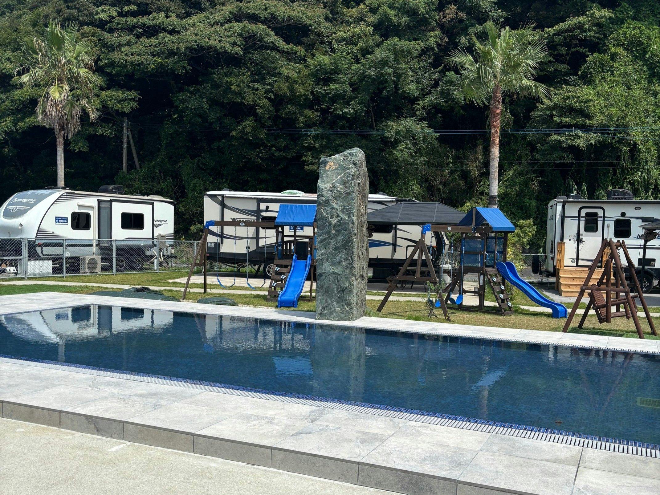 THE TRAILERHOUSE VILLAGE Yobuko SEASIDE