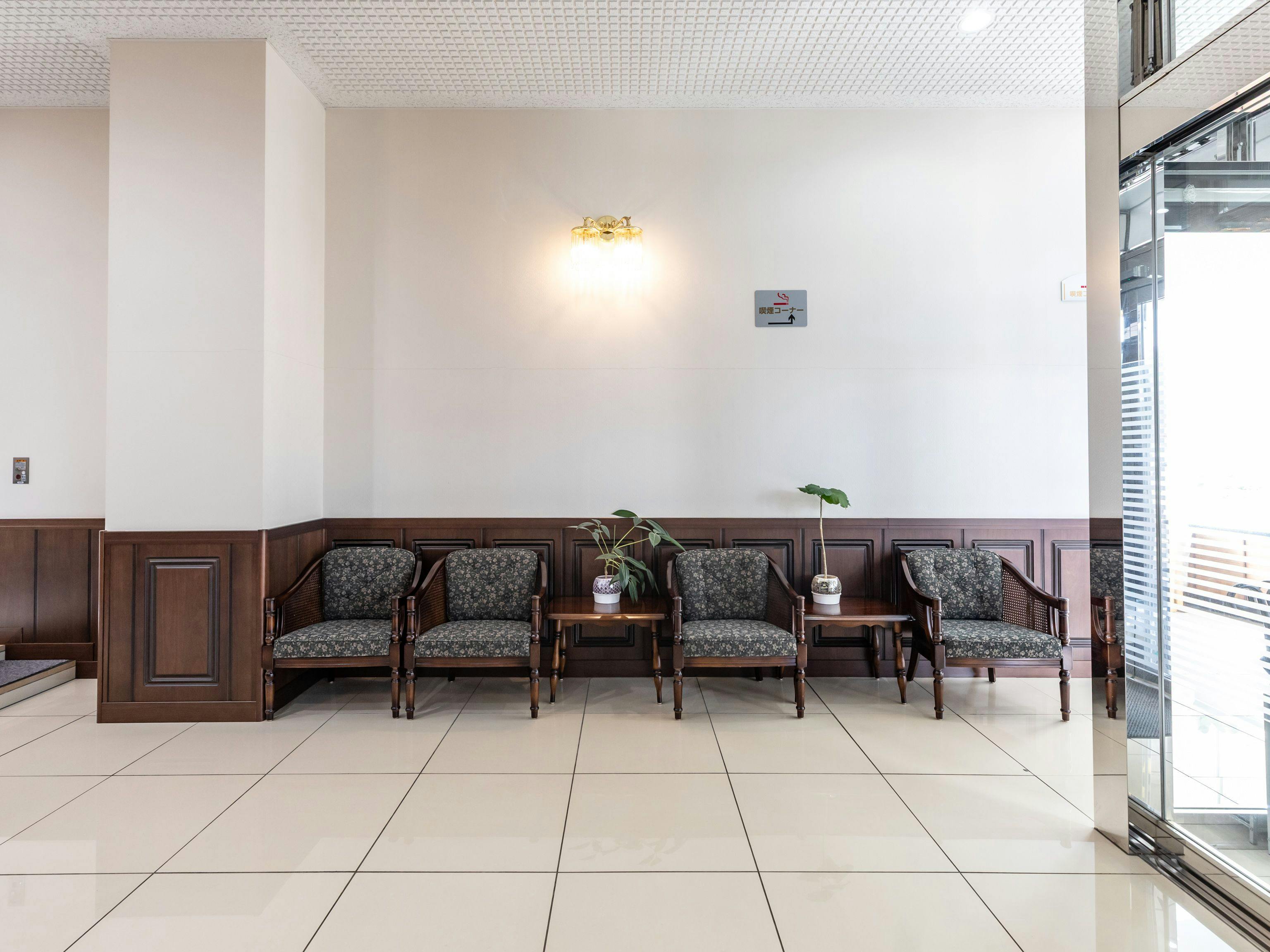 Awa Ikeda Station Front Hotel Eleven