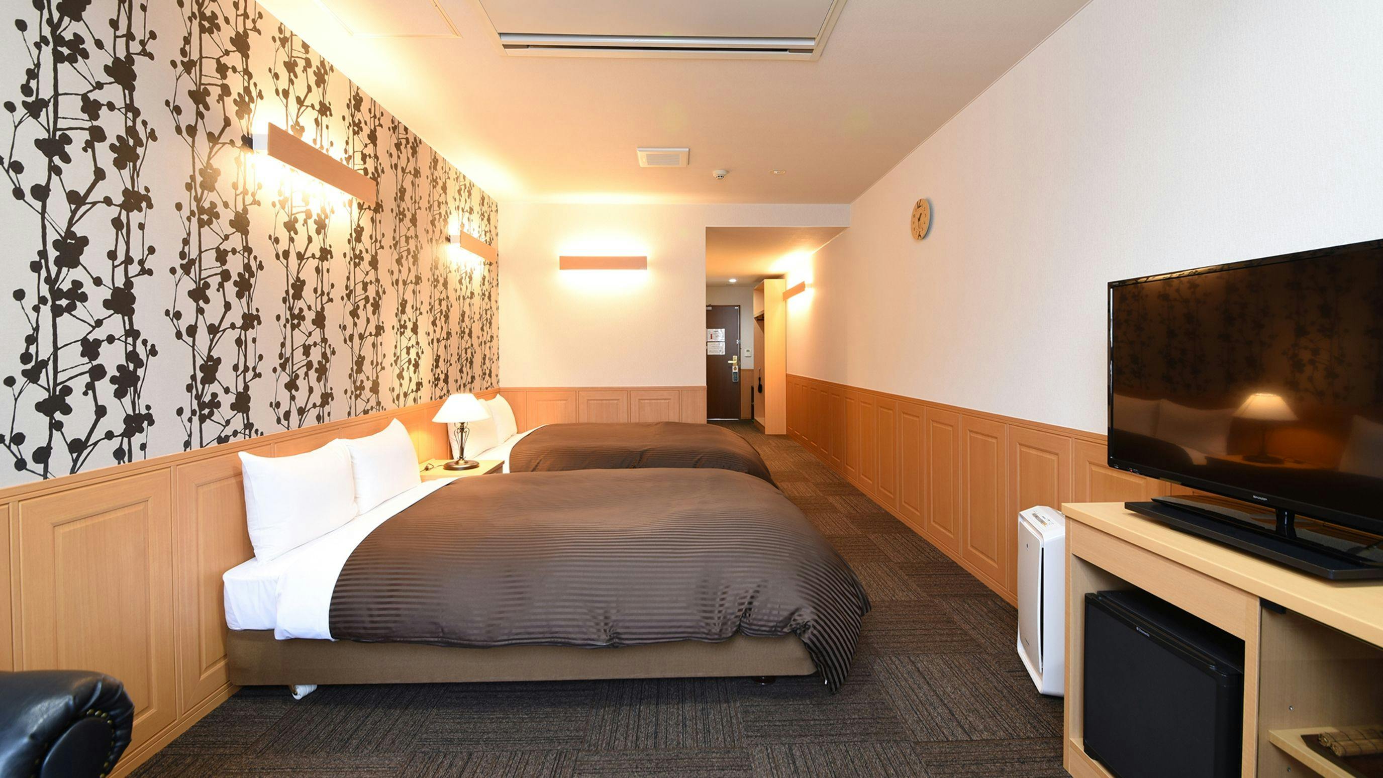 Awa Ikeda Station Front Hotel Eleven