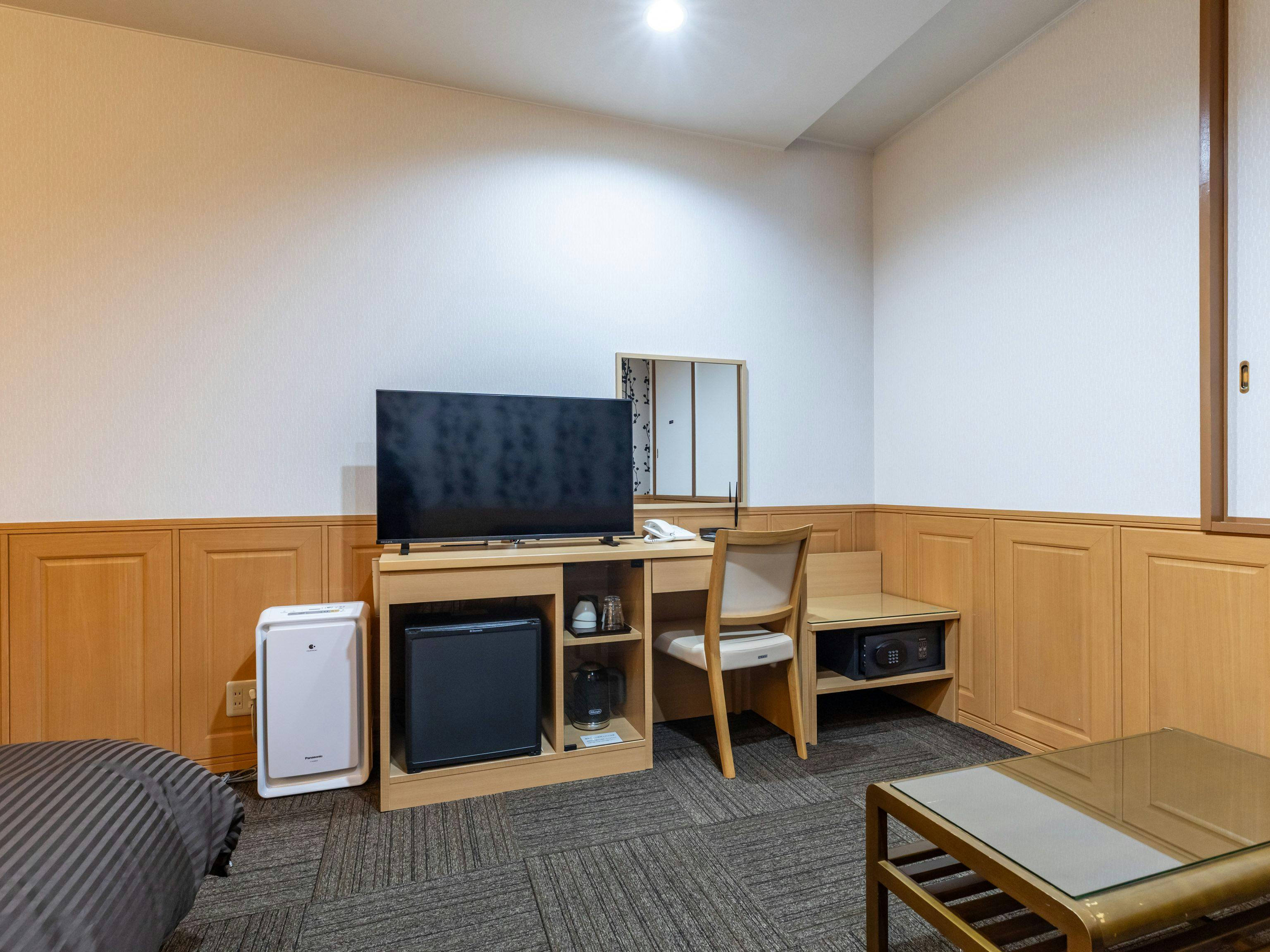 Awa Ikeda Station Front Hotel Eleven