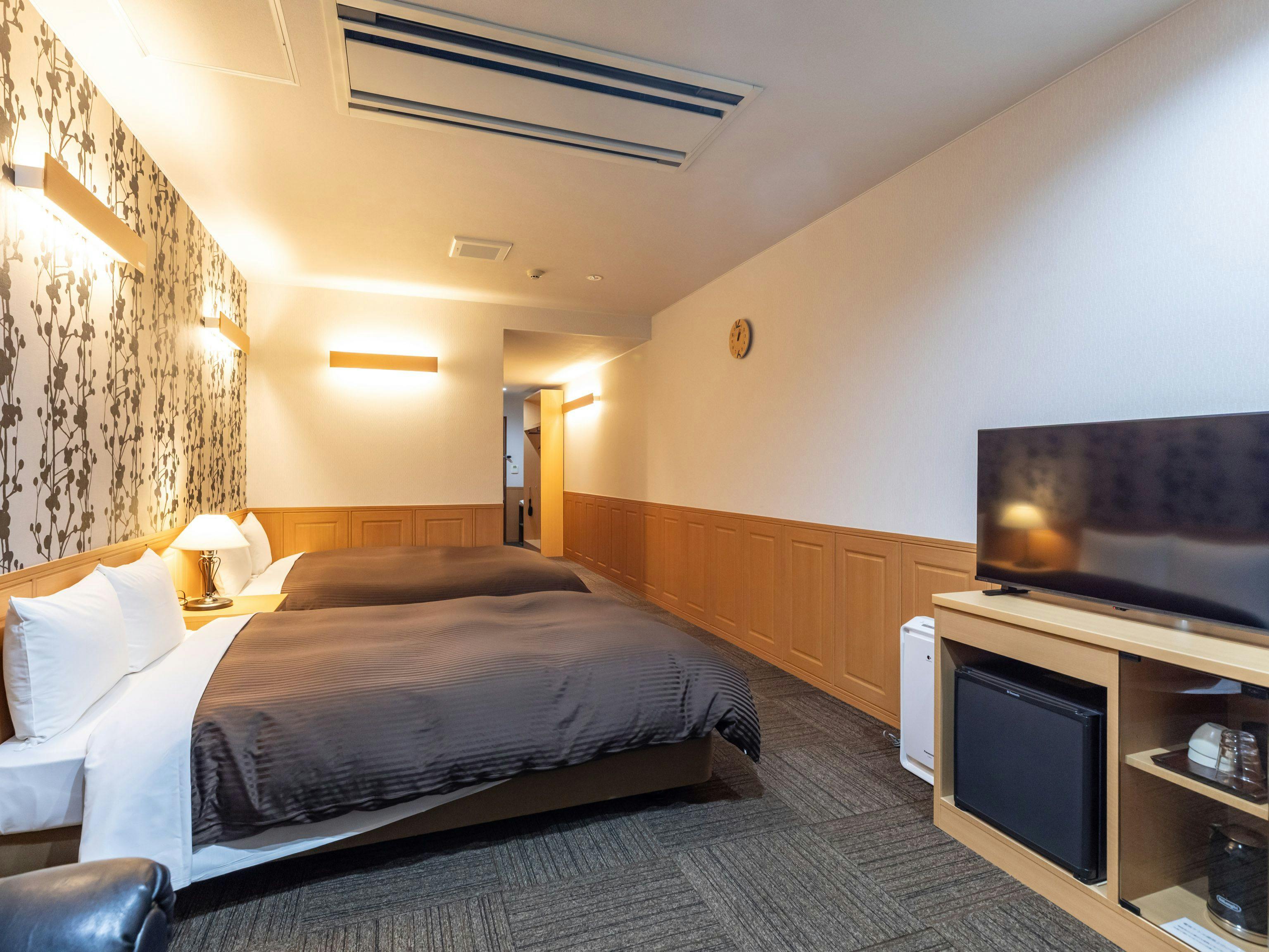 Awa Ikeda Station Front Hotel Eleven