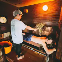 ร้านที่ดำเนินการ Whisking ที่กำลังเป็นที่นิยม!