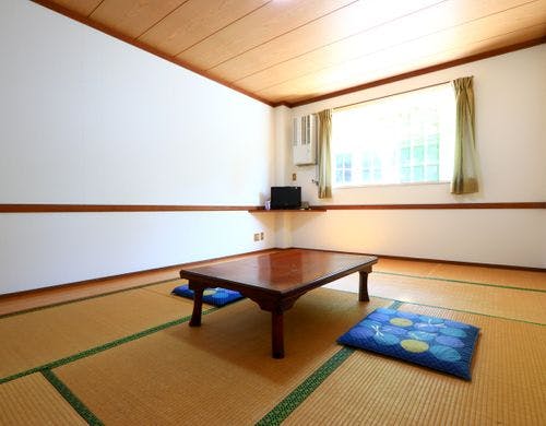 【本館8畳】