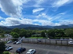 高山やぶさめ館