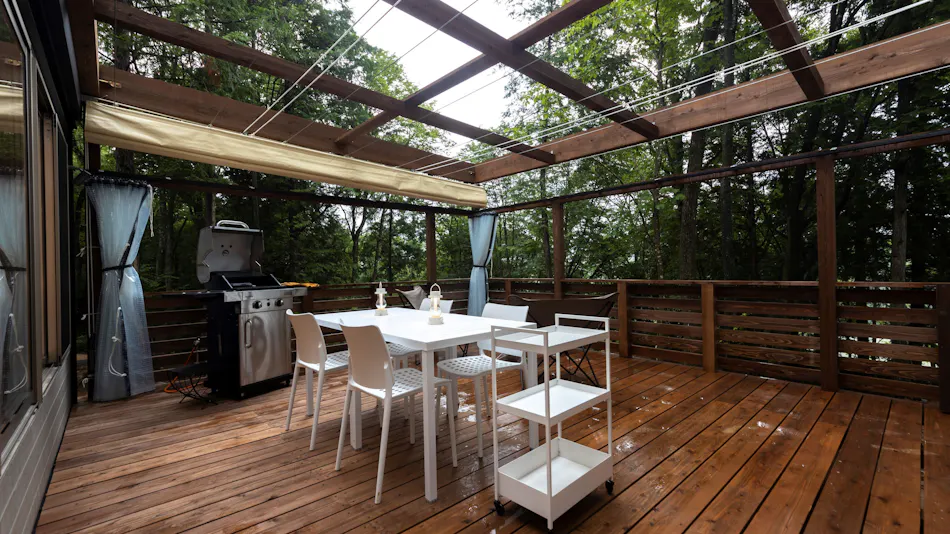 NAGI Dog Glamping Ena