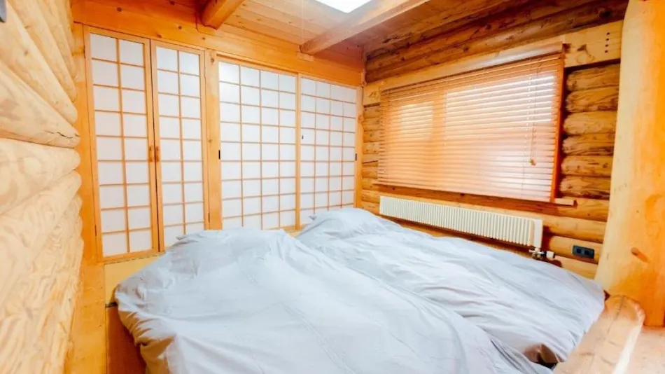 Lake Toya Hillside House