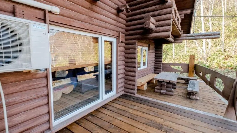 Lake Toya Hillside House