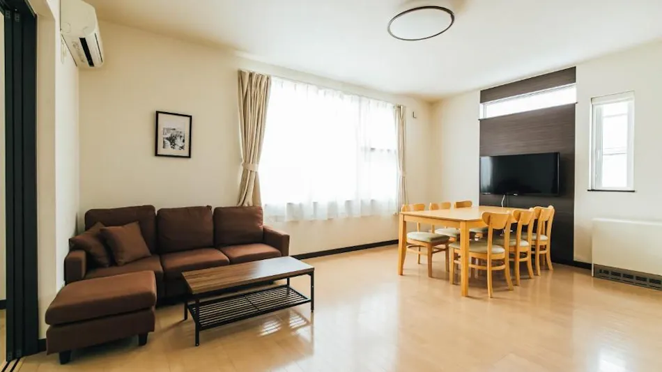 STAY IN ASAHIBASHI
