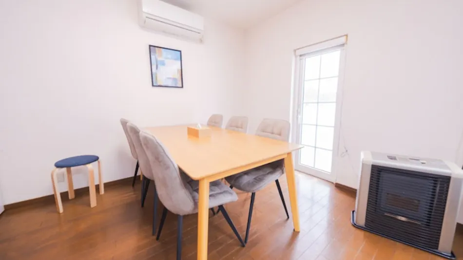 Kirin House