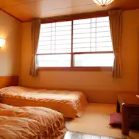 ห้องพักแบบเตียงคู่สไตล์ญี่ปุ่น (ตัวอย่าง)