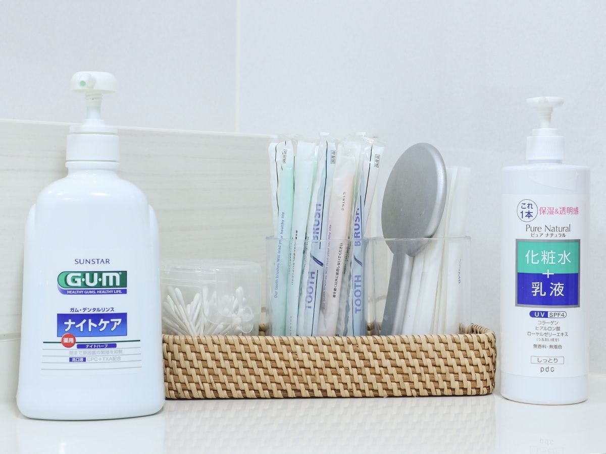 ห้องเปลี่ยนเสื้อผ้าสำหรับอ่างอาบน้ำครอบครัว