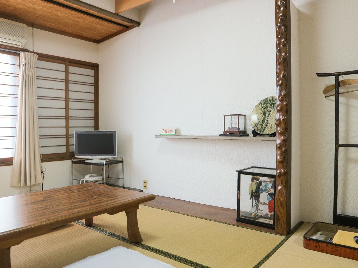 Tourist Inn Yamato