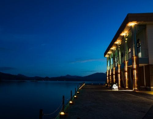 海とひとつになれる宿