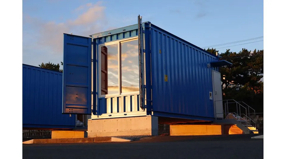 SAKATANTO Container Hotel CAMPS