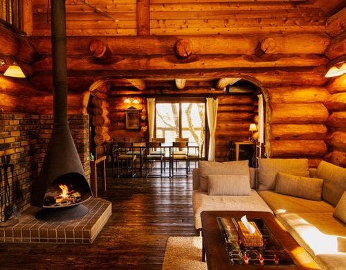 リビングルームの暖炉