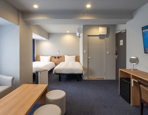 デラックスツイン