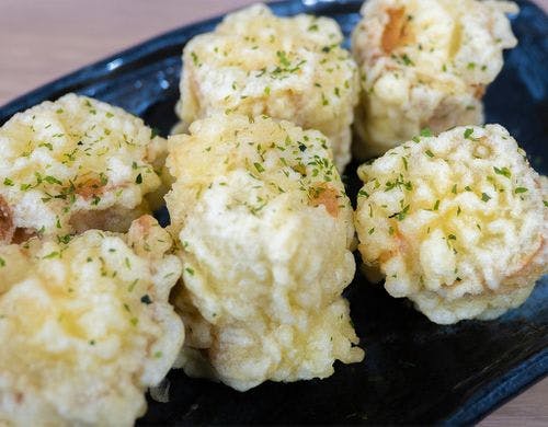 夕食（有料定食）名物ちくわサラダ