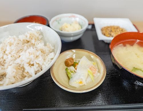 納豆定食（無料朝食・テイクアウト朝食）