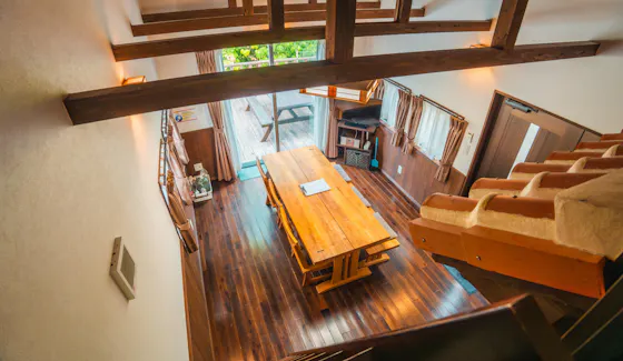 นี่คือห้องรับประทานอาหารของบ้านรถพ่วงค่ะ