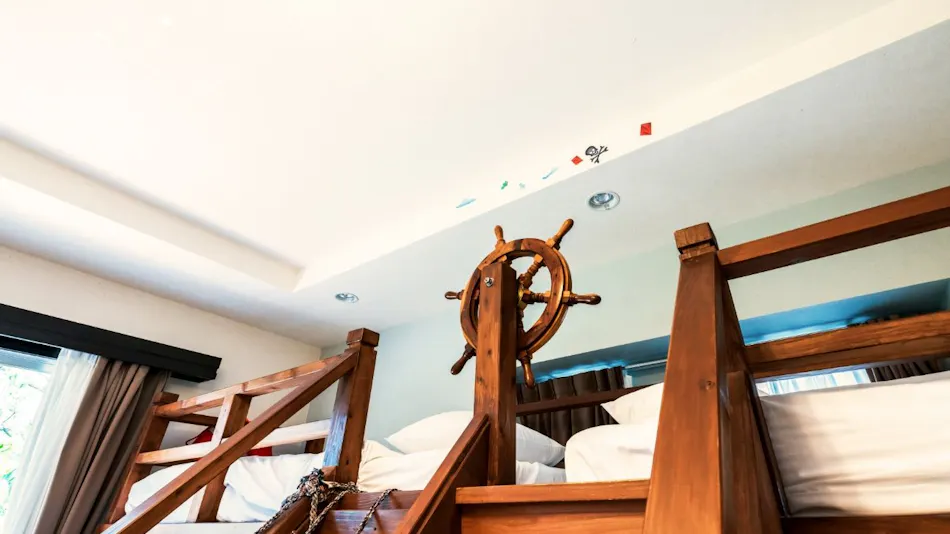 SCALLOP BEACH CONDOMINIUM