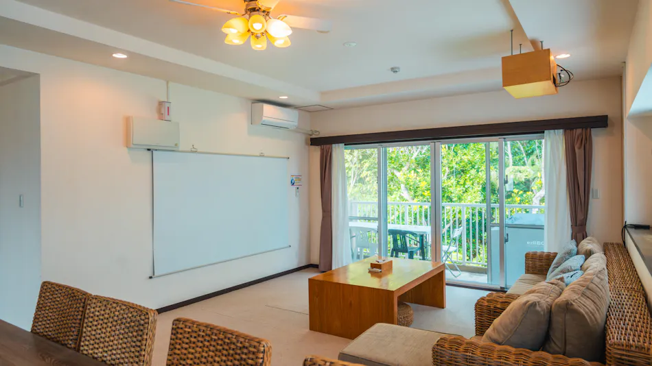 SCALLOP BEACH CONDOMINIUM