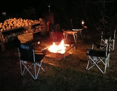 夜はお庭で焚火やバーベキュー