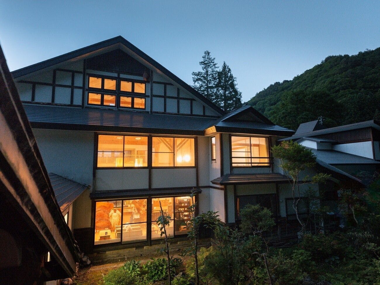 Shirabu Onsen Higashiya