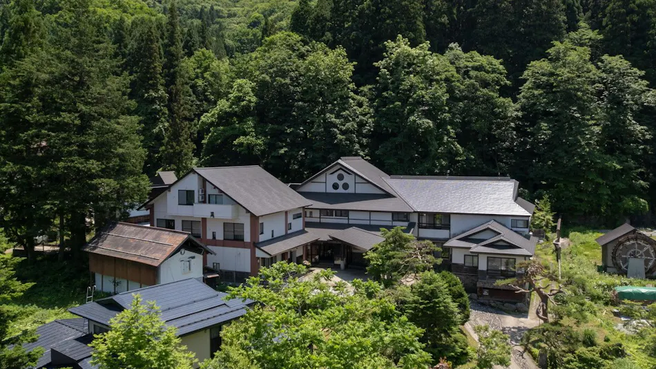 Shirabu Onsen Higashiya