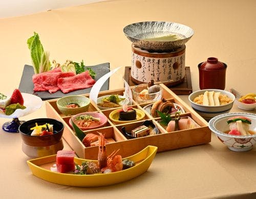 夕食の会席料理