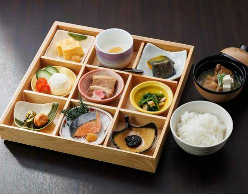 朝食一例