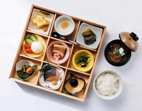 朝食一例