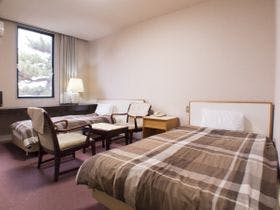 パークホテル楽々園