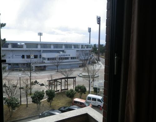 *部屋からの景色（野球場側）