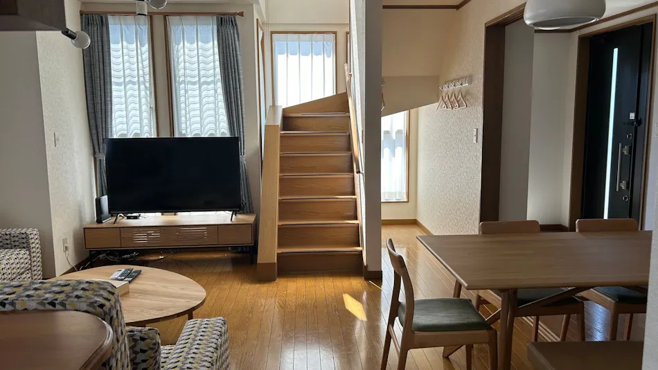 Aile House III