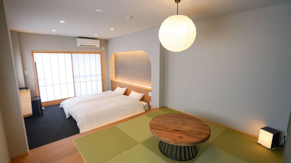 Mitsuka Building