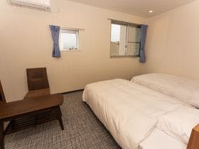 ビジネスホテル百寿