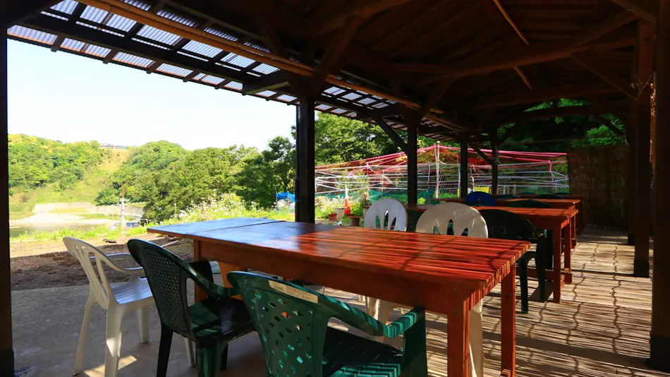 Accommodation of Ocean Breeze and Sunlight Filtering Through Trees Fujiwara
