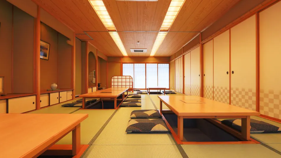 Accommodation of Ocean Breeze and Sunlight Filtering Through Trees Fujiwara